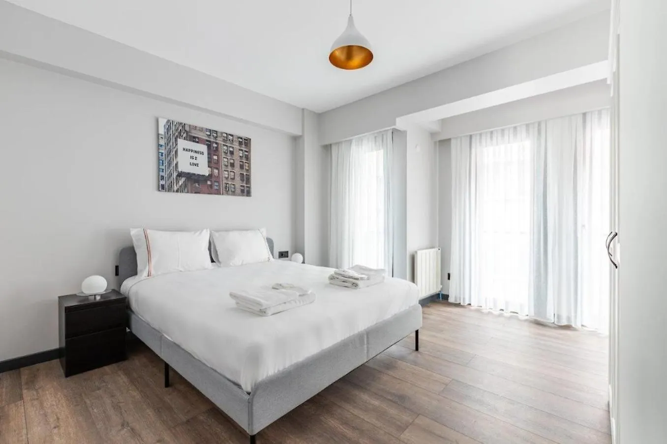 Charming Bright New 2Bd1Bath Home Wparking!#339 Istanbul Apartment